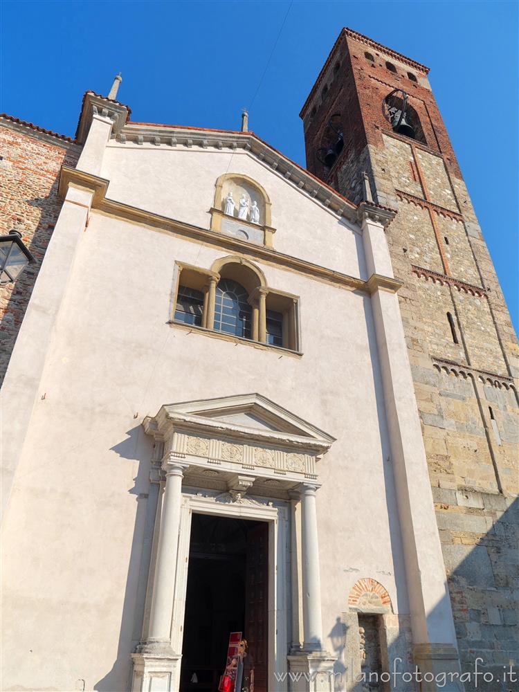 Vimercate (Monza e Brianza, Italy) - Facade of the Church of Santo Stefano